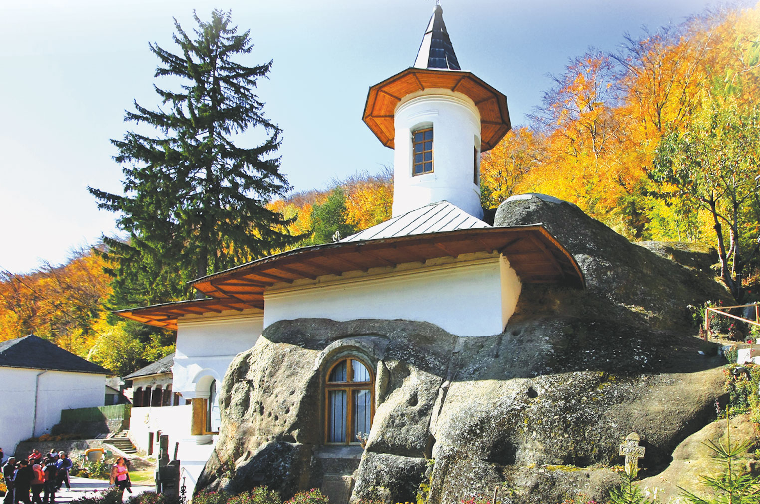 Triunghiul magic al altarelor dacice: Cetățuia - Nămăiești - Corbii de Piatră
