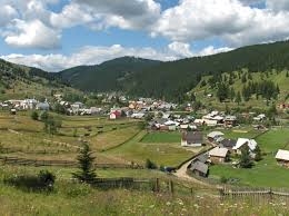 Studenţii suceveni au adus satul în Parcul Universităţii