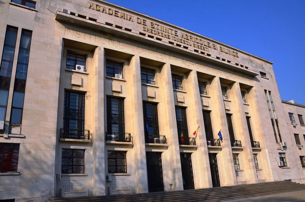 De la Institutul de Cercetări Agricole al României la Academia de Științe Agricole a României (I)