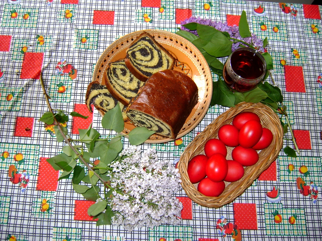 Recomandări privind aprovizionarea cu alimente specifice Sărbătorilor de Paşti
