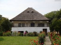 Casa ţărănească, micuţa patrie a familiei româneşti
