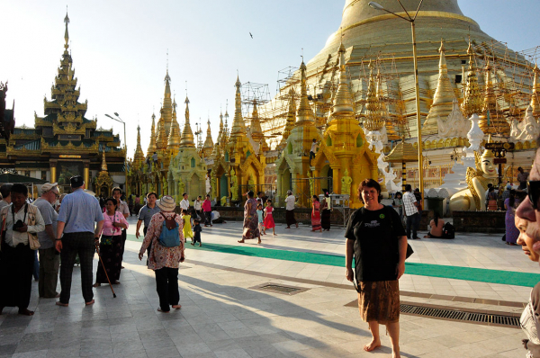 Myanmar, ţara cu mii de pagode (I)